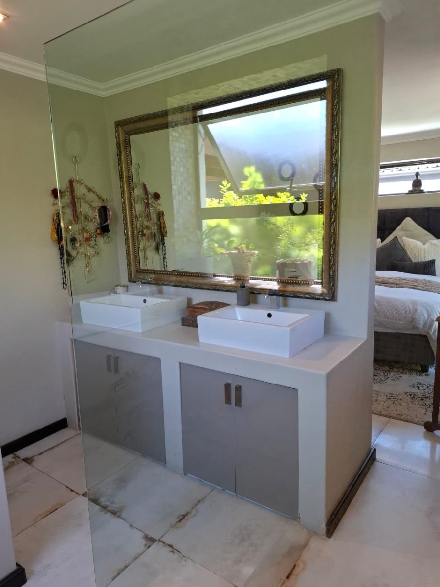 3 Bedroom Property for Sale in Lakeside Western Cape